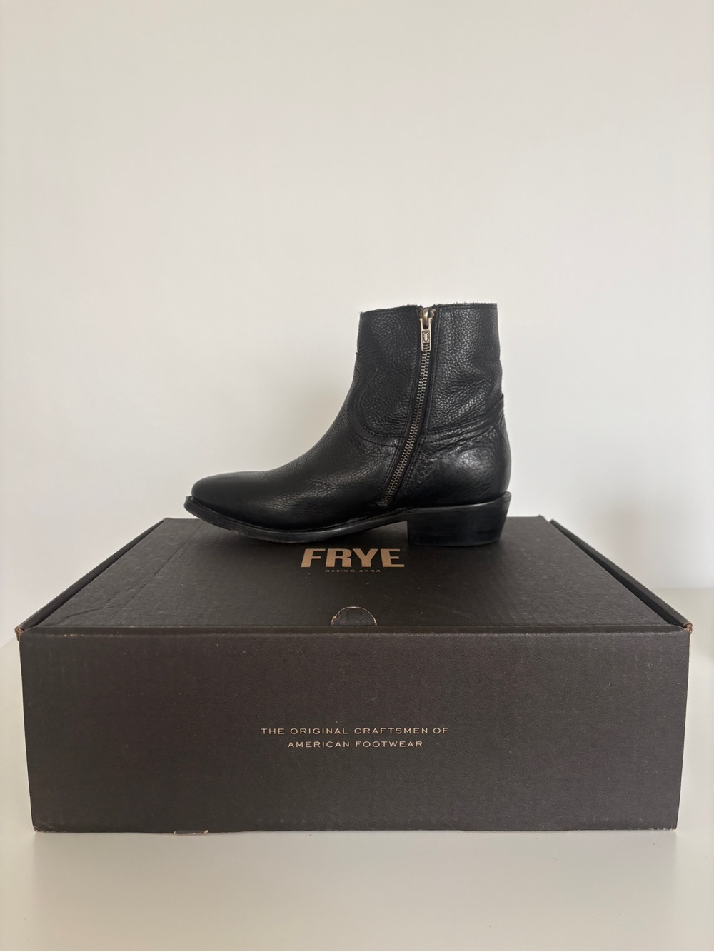 Frye Black Billy Boot Leather Ankle Boot - Picture 6 of 12